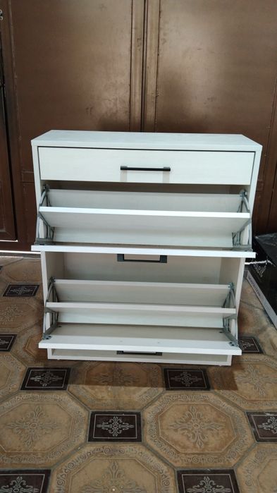 Oyoq kiyim uchun podstavka