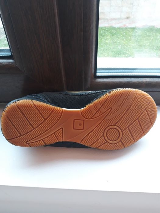 Pantofi sport noi, countdown