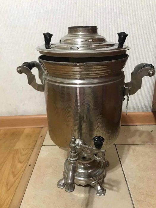 Мясорубка ручная ,самовар советский
