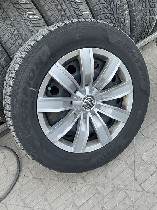 Set Jante Tabla Anvelope Iarna 215/65 R17 Pirelli Scorpion