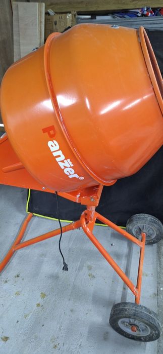 Betoniera 137L  370w 230v