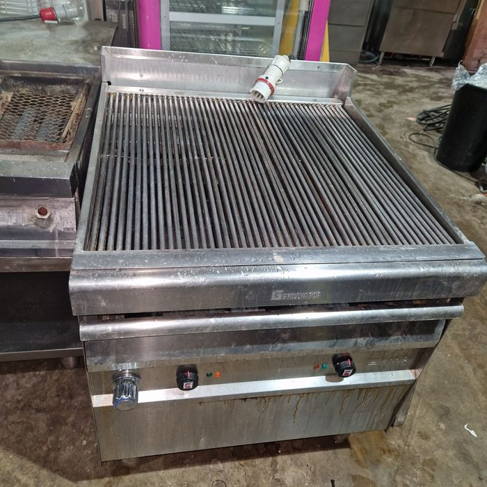 Gratar gaz sau curent cu banc, de putere