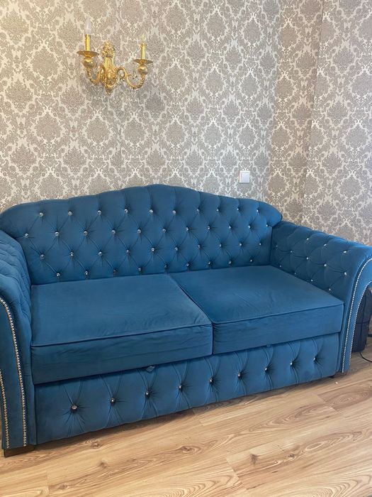 Продам Диван в комплекте