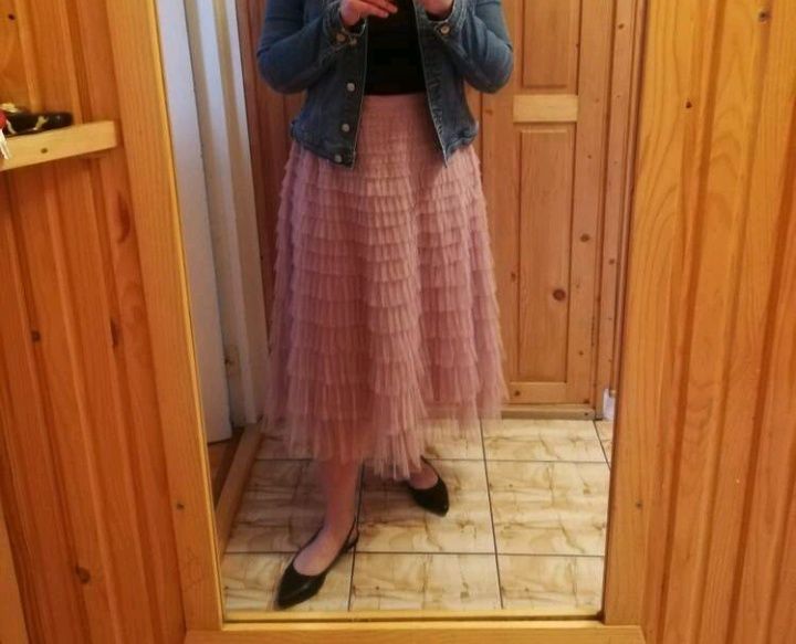 Розова дълга пола