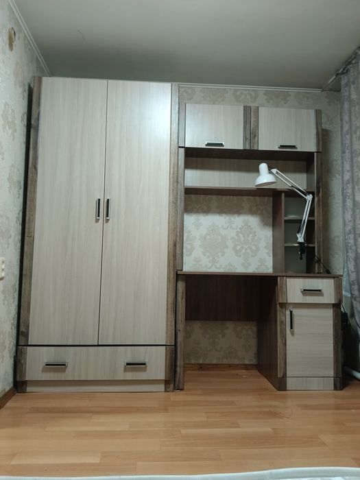 Продам подрастковый гарнитур