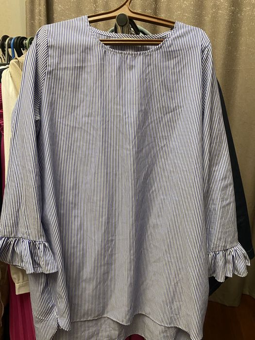 Продам платья шикарные 50-54 размеры