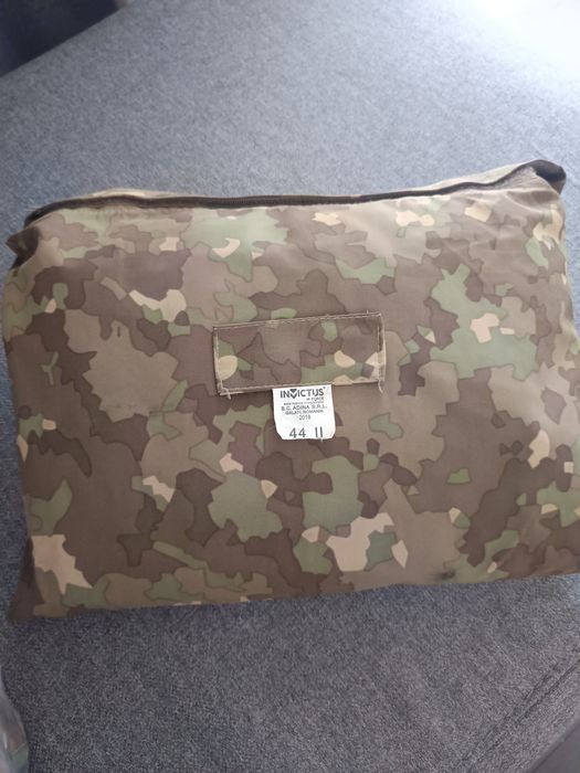 Set haine camuflaj+complet ploaie camuflaj