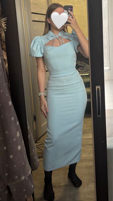 Платье голубое с поясом