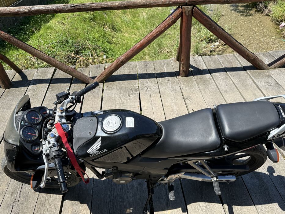 Vand motocicleta honda de 125cc