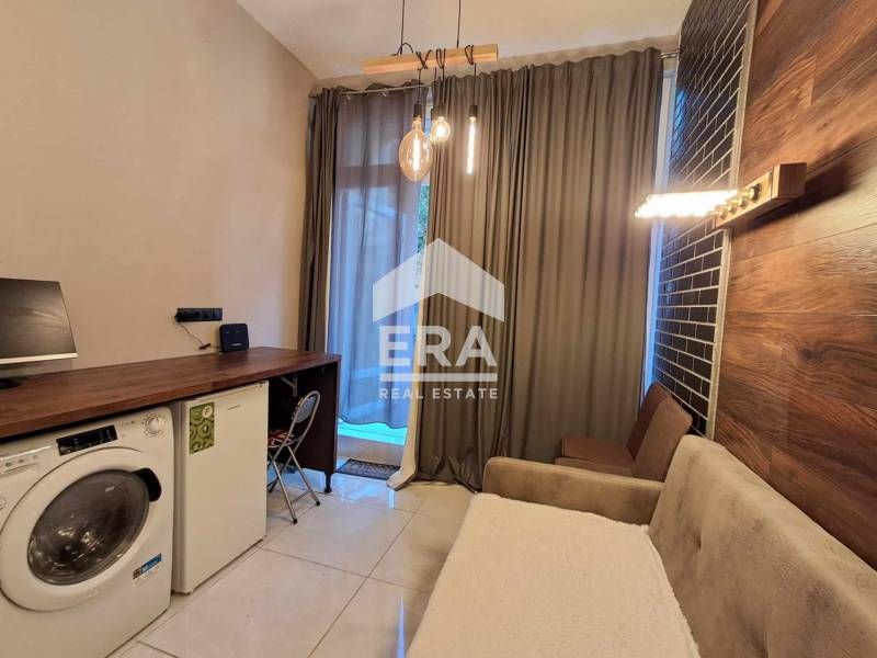 Дава се под наем Офис в Варна, Бриз - 15 кв.м за 256 € - Снимка #5