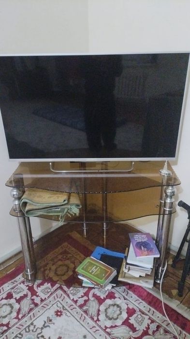 Продается телевизор !