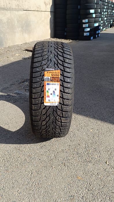265/45R21  TRACMAX S500