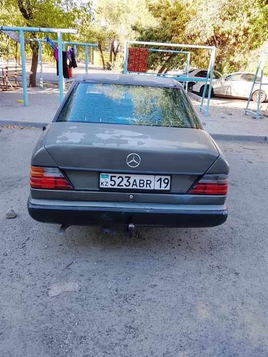 Продам мерседес 124