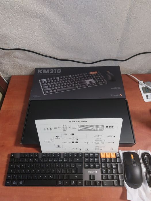 Kit tastatura mecanica si mouse Protoarc KM310 noi,bluetooth,fir,usb.