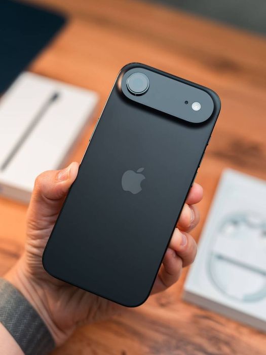 iPhone Air Black 256gb 100%