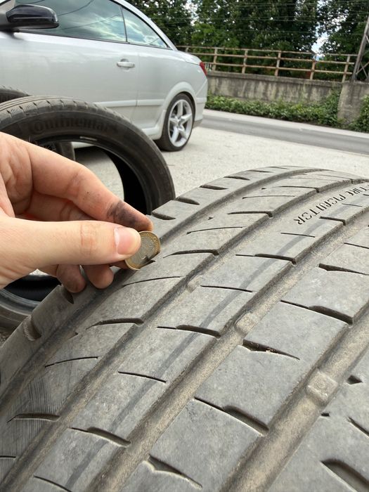 4 бр. летни гуми 225/45/R17 - 2 бр. Continental Premium Contact 7, 2 бр. General Altimax One S