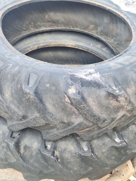 Cauciucuri BKT 12.4-28 (2 buc)