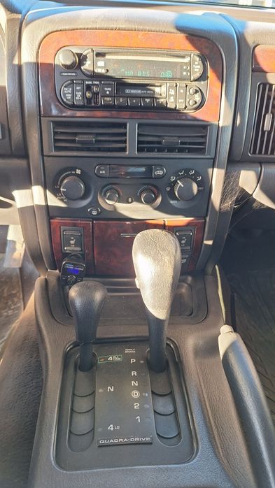 Grand Cherokee 4.7 HO на части