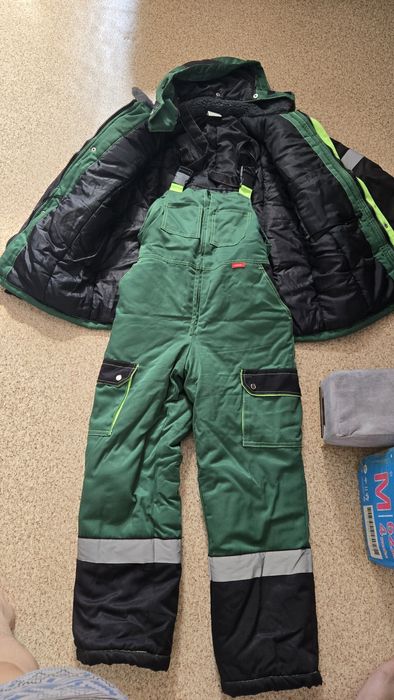 Зимняя спецодежда утеплённая (куртка + полукомбинезон)