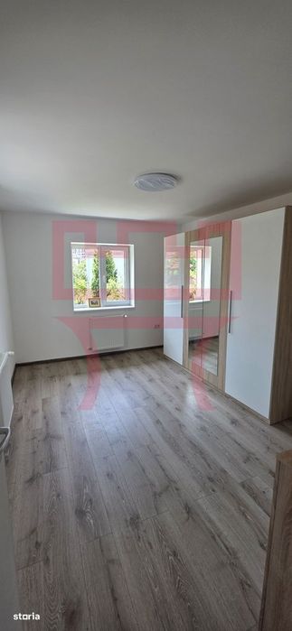 Casa zona Platinia Parcul Mare curte 500mp + apartament/ birou