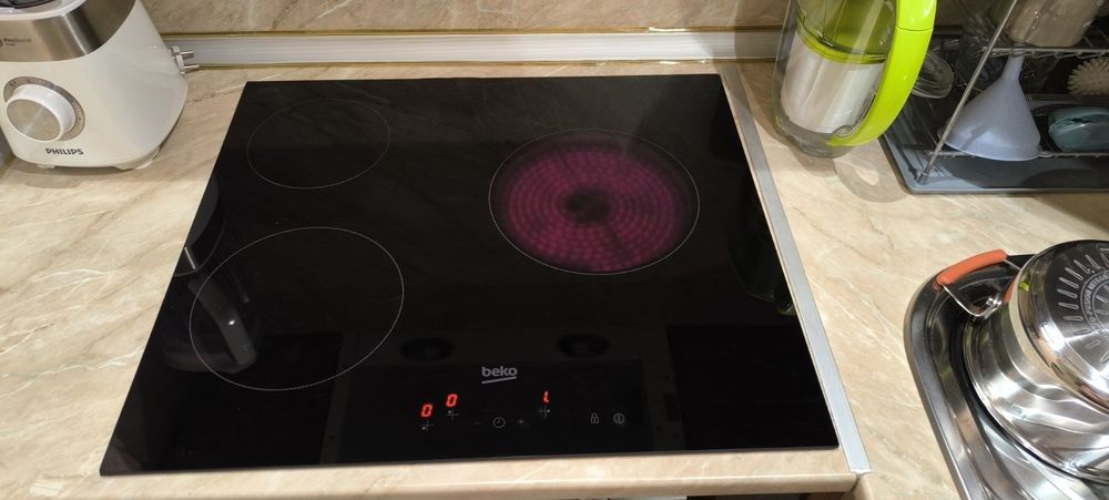 BEKO HIC 63400 стъклокерамичен плот
