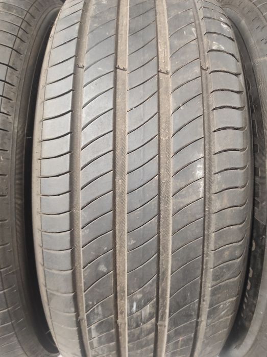 235/55/19 Мишелин