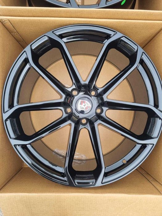 Jante Porsche Cayenne 2018-2026 R22 in doua latimi
