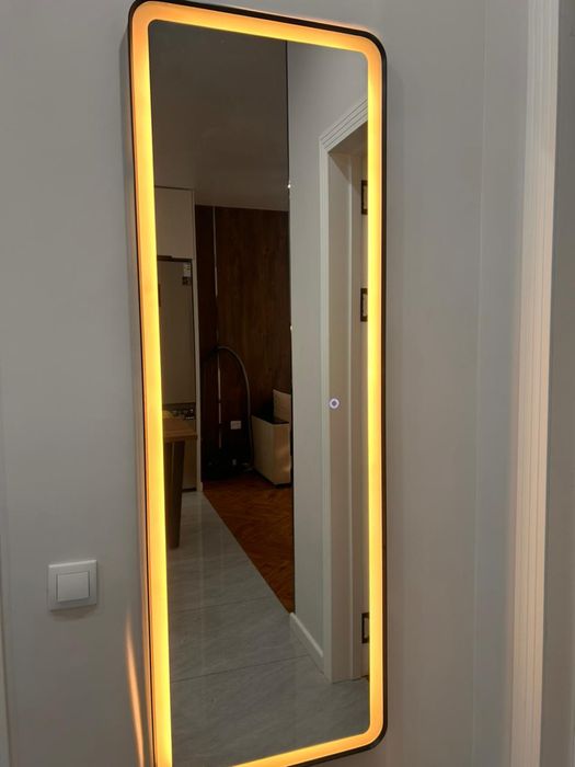 Зеркало с подсветкой