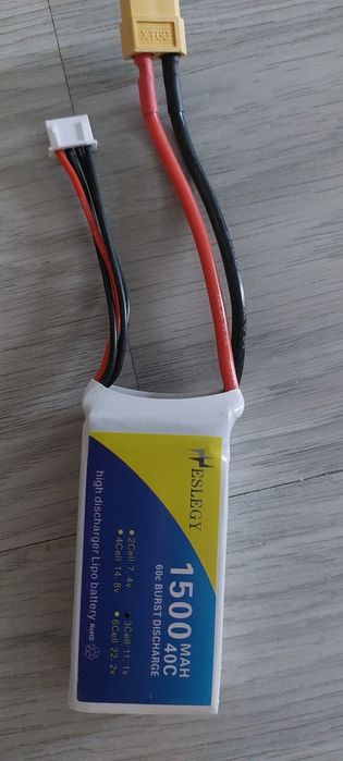 Радиоуправляемый самолет