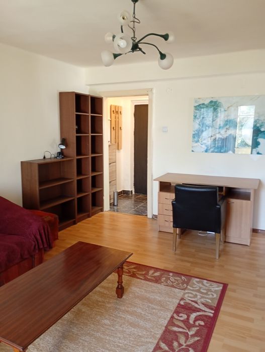 Proprietar, ofer spre închiriere apartament cu 2 camere, pe Bd. Victor Babeș