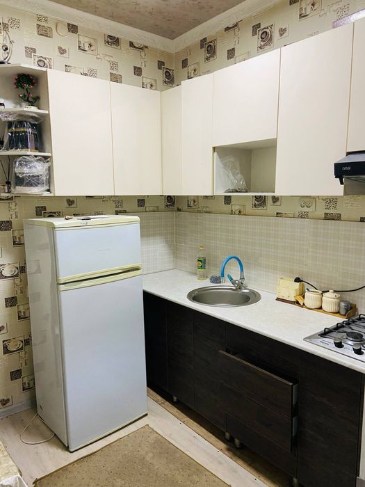 Ижарага берилади 5 етаж 1-2 хоналик янги бозорда жойлашган оилага