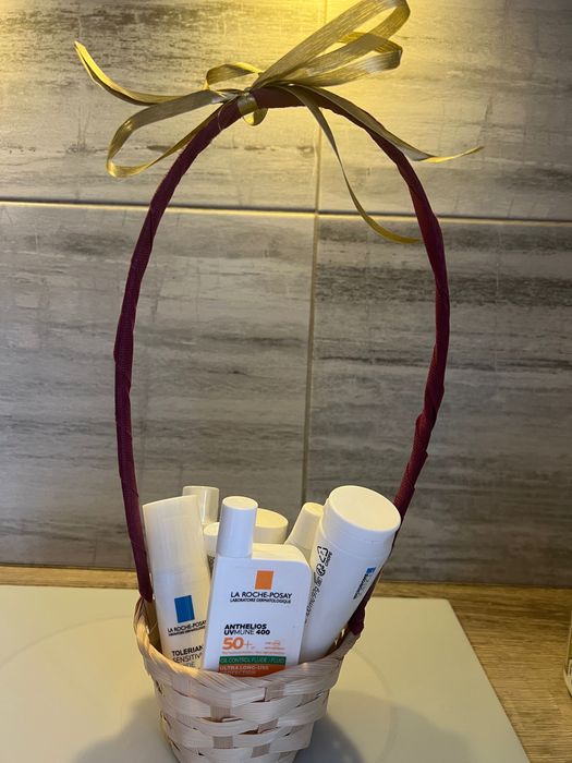 Продавам медицинска козметика