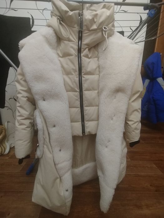 Продам зимнюю куртку