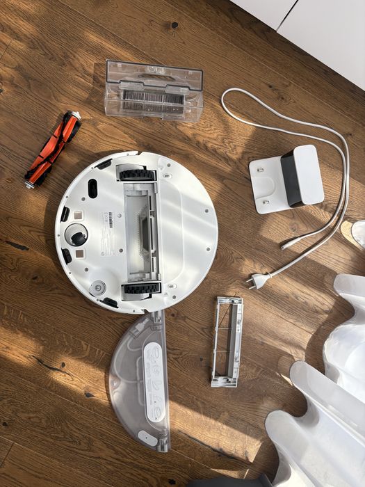 Робот прахосмукачка Xiaomi Mi Robot , WI-FI