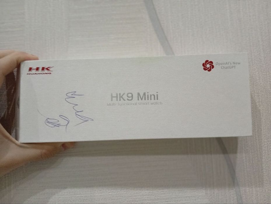 Наручные электронные часы Hk mini 9