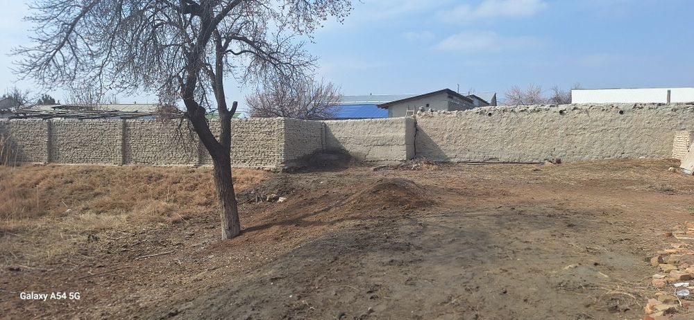 Kogon tuman. Beklar MFY. Katta masjit qishlog'ida hovli joyi sotiladi.