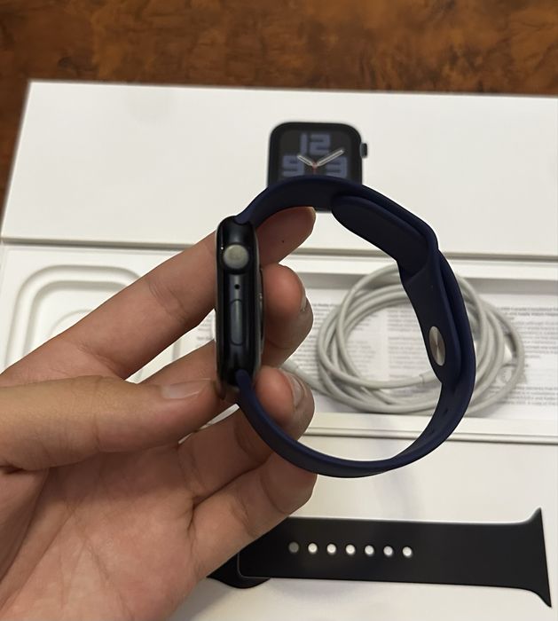Apple watch SE 2/44 98% Midnight