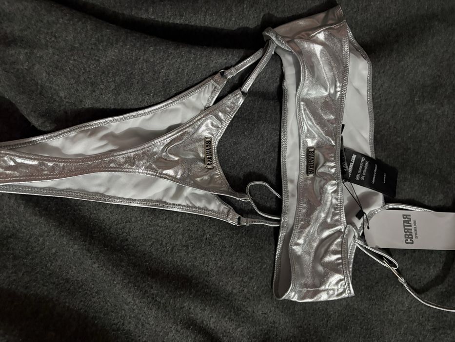 Продам куртку и купальник