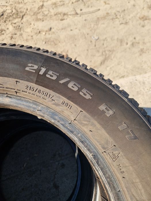 215 65 17 M+S  BfGoodrich 2022