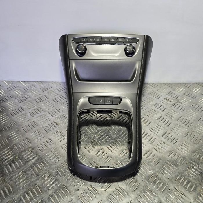 Consola centrala comanda climatronic Opel Astra K facelift 2019 2021