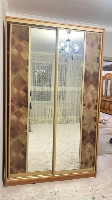 Продам шкаф в отличном состоянии