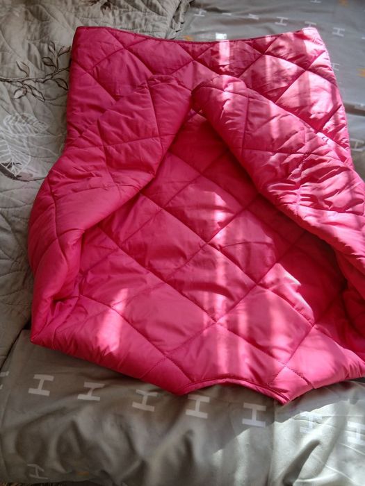 Продаётся куртка ОТ PINK ISLAND.