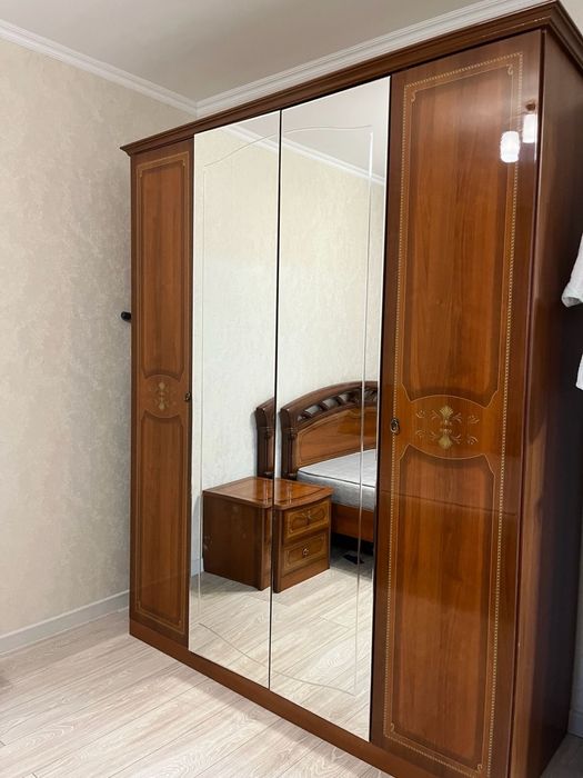 Спальный гарнитур
