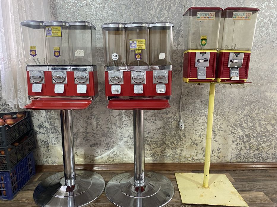 Вендинговый аппарат жвачка