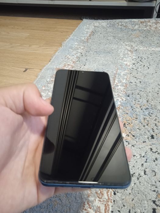 Samsung 12а телефон