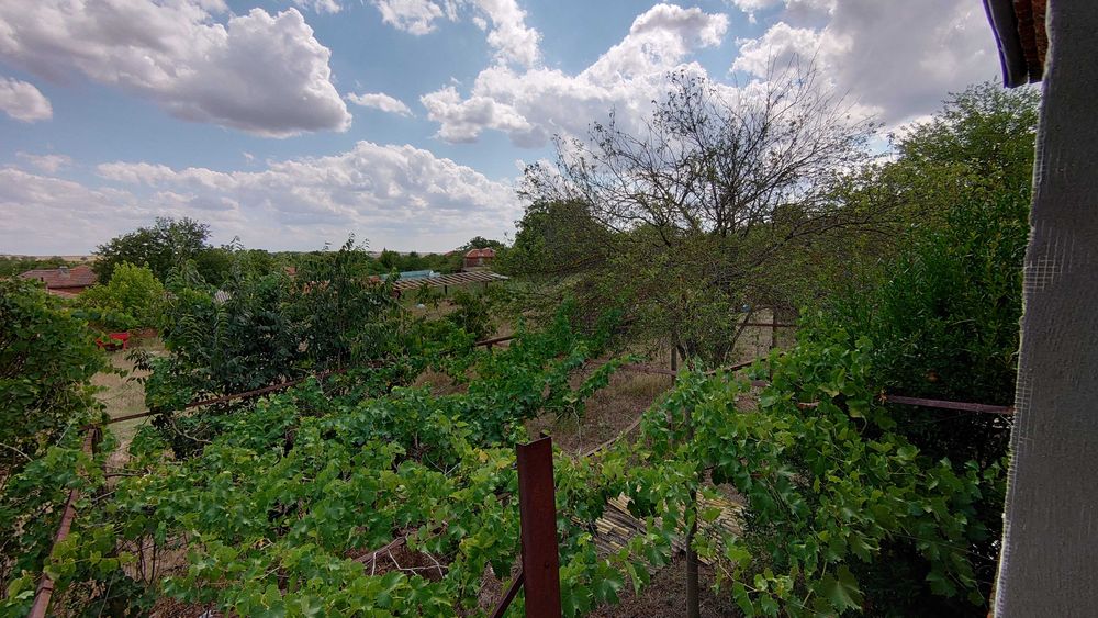 Двуетажна къща в село Сламино