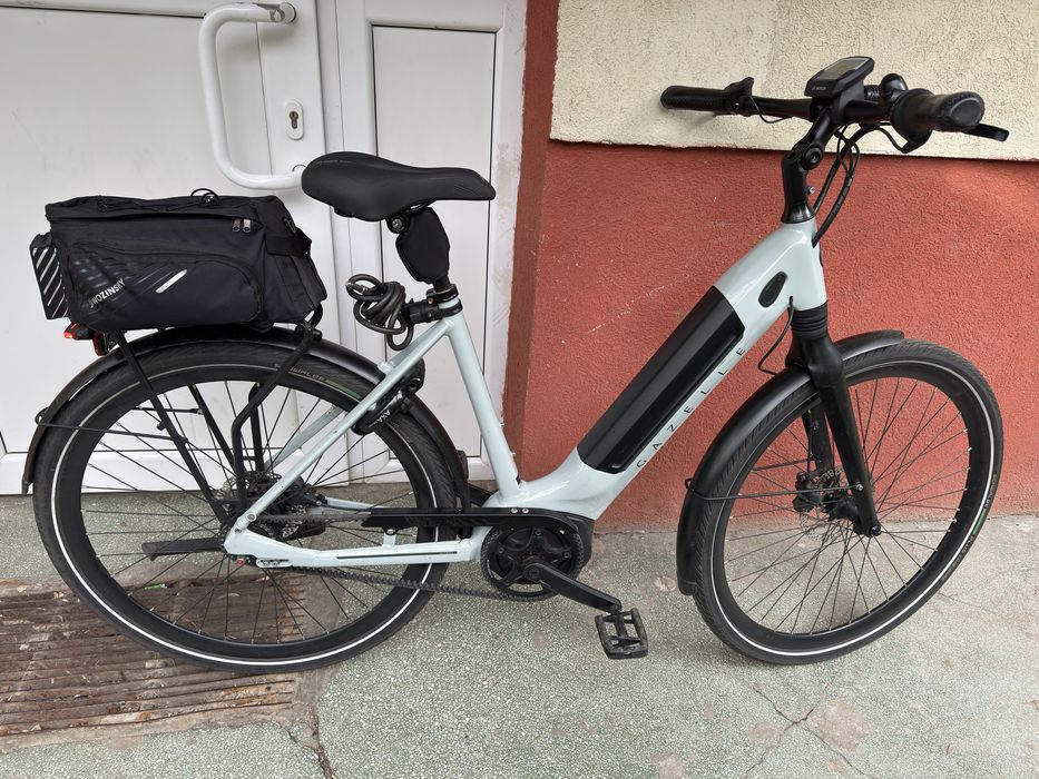 Bicicleta Gazelle C8+ asistata electric pe curea, motor Bosch 50nm