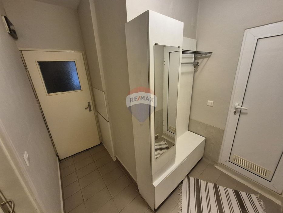Дава се под наем Двустаен апартамент в Варна, ВИНС - 42 кв.м за 357 € - Снимка #8