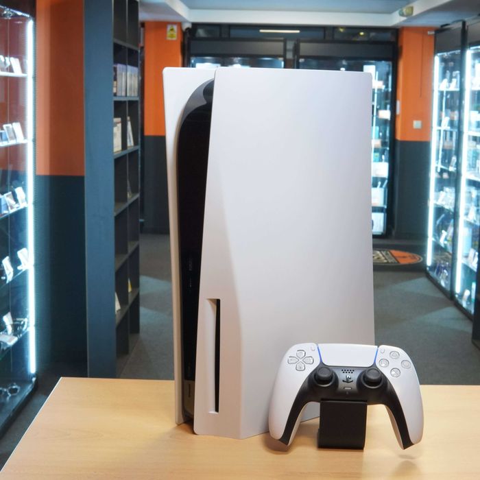 Consola Sony Playstation 5 Disc 825 GB + Controller, Alb