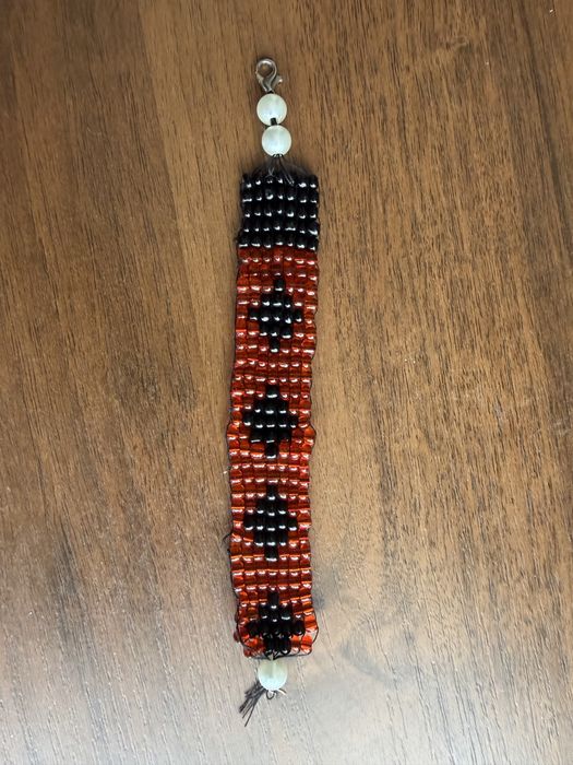 Украшения из бисера